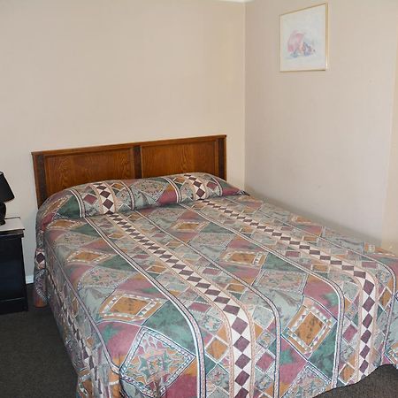 Bluebird Motel พอร์ตอัลเบอนี ภายนอก รูปภาพ